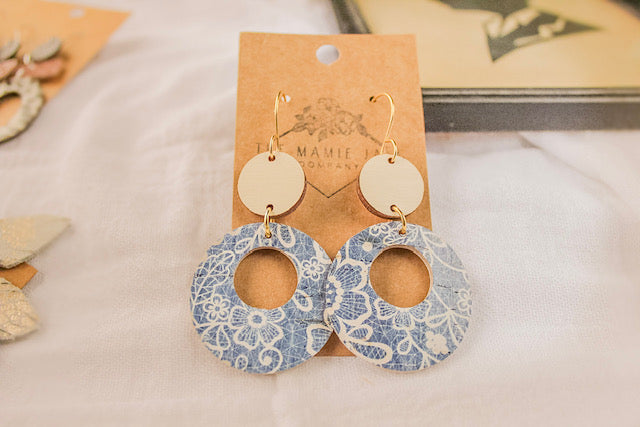 Floral Cork Circle w/ Wood Connector