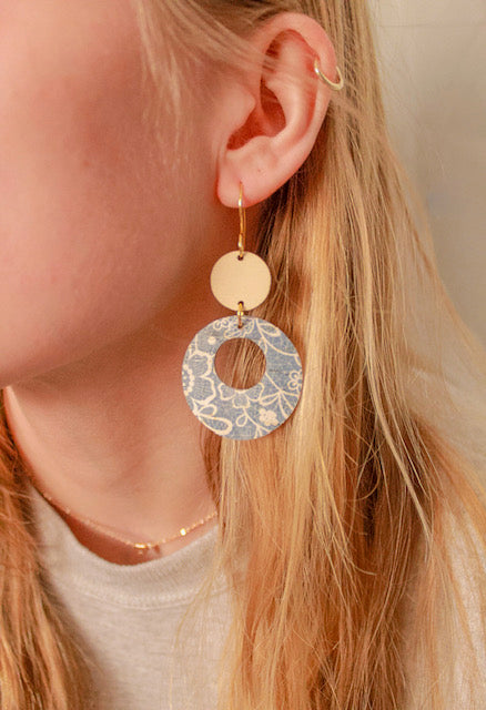 Floral Cork Circle w/ Wood Connector